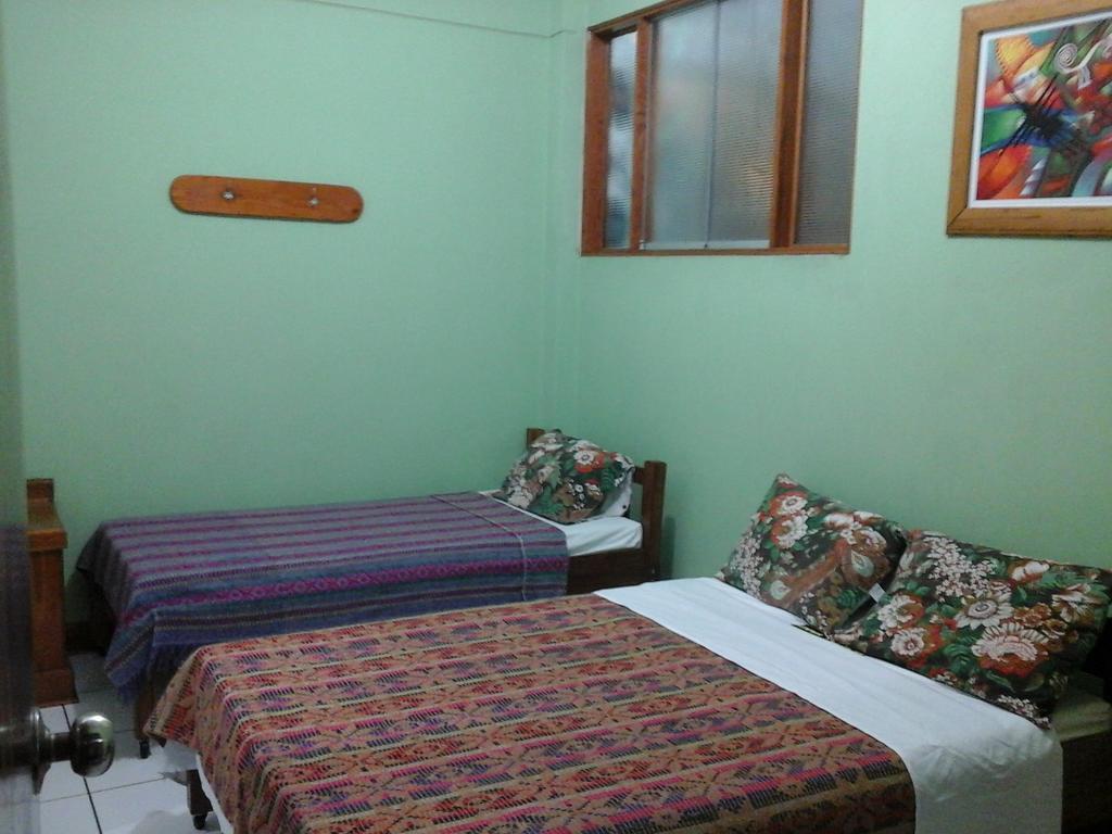 Hostal Yaki Lima Room photo